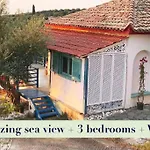 Peaceful Holidays In * Koróni