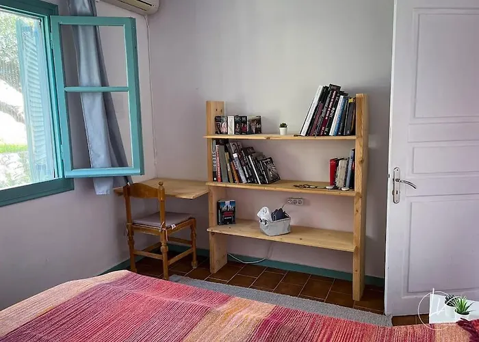 Peaceful Holidays In Feriehus Koróni
